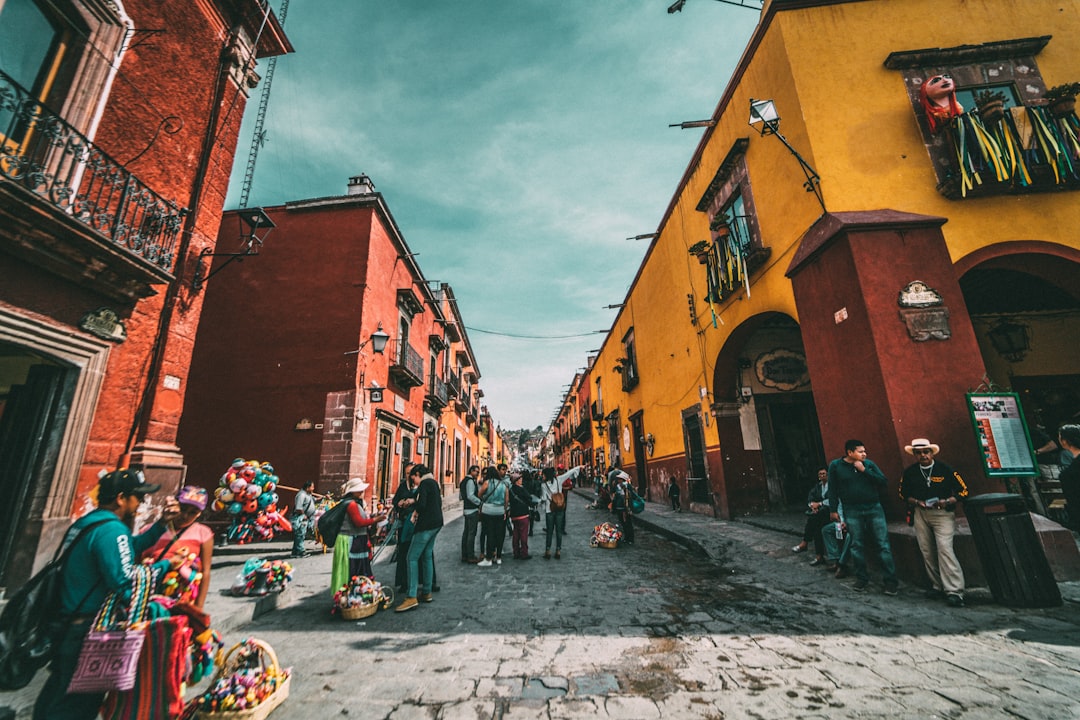 Effective Market Entry Strategies for Expanding into Mexico